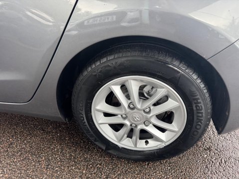 Hyundai i30 1.6 CRDi Blue Drive Active Euro 5 (s/s) 5dr 16