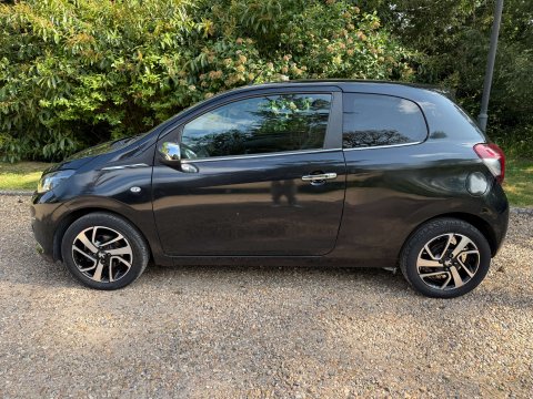 Peugeot 108 1.2 108 Feline 3dr 5