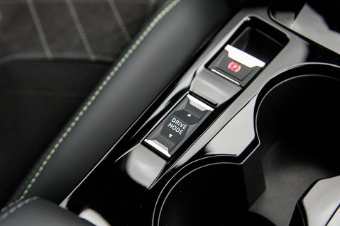 Peugeot 208 GT PREMIUM 31