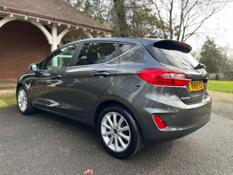 Ford Fiesta TITANIUM 10