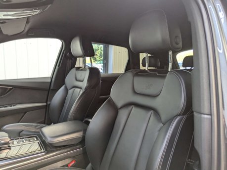 Audi Q7 3.0 Q7 Black Edition 55 TFSI MHEV Quattro Auto 4WD 5dr 49