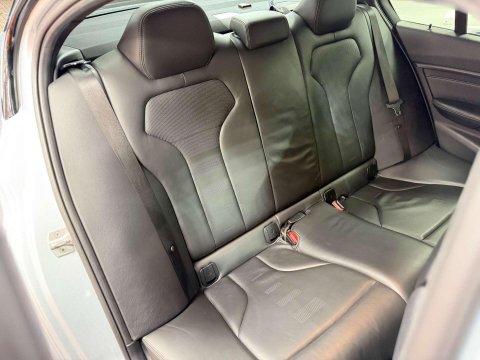 BMW M3 3.0 BiTurbo Competition Saloon 4dr Petrol DCT Euro 6 (s/s) (450 ps) 42