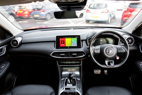 MG HS EXCLUSIVE DCT 3