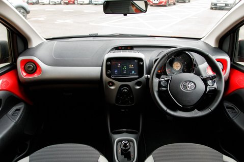 Toyota Aygo VVT-I X-PLAY X-SHIFT 3
