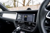Porsche Macan S PDK. PANO ROOF. BOSE SOUND SYSTEM. HEATED FRONT SEATS. REVERSING CAMERA. 22