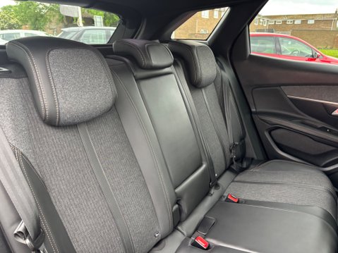 Peugeot 3008 PURETECH S/S GT LINE 12