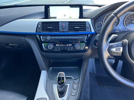 BMW 4 Series 2.0 420i M Sport Auto Euro 6 (s/s) 2dr 19