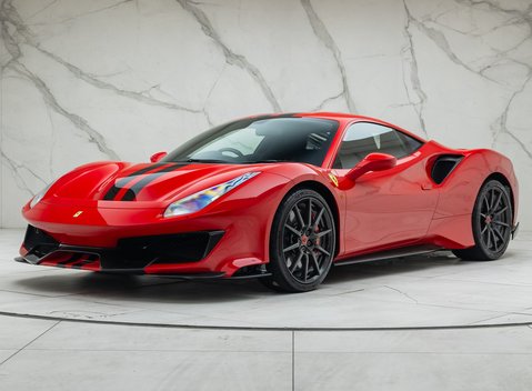 Ferrari 488 Pista 1
