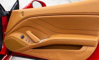 Ferrari California T 26