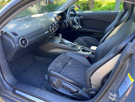 Audi TT 2.0 TFSI Sport S Tronic quattro Euro 6 (s/s) 3dr 23