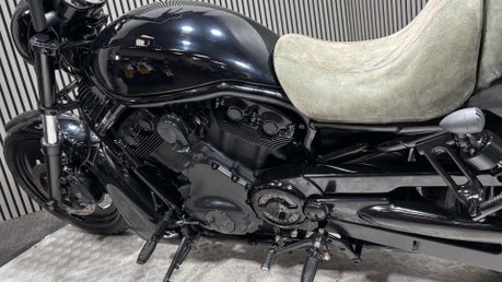 Harley-Davidson V-Rod NIGHT ROD 2005 28K GOOD RUNNING PROJECT BIKE CUSTOM CRUISER 24