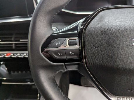 Peugeot 2008 2008 Allure Premium EV 5dr 74