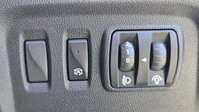 Renault Captur 1.5 dCi ENERGY Iconic SUV 5dr Diesel EDC Euro 6 (s/s) (90 ps) 22