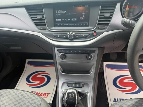 Vauxhall Astra 1.0i Turbo ecoFLEX Design Hatchback 5dr Petrol Manual Euro 6 (s/s) (105 ps) 11