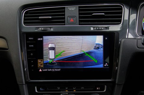 Volkswagen Golf E-GOLF 31