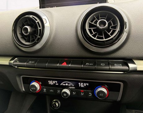 Audi A3 1.5 A3 Sportback 35 TFSI Black Edition Semi-Auto 5dr 26