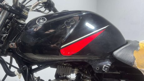 Yamaha YBR 125 2012 ONLY 14K PROJECT BIKE LEARNER SPARES OR REPAIR 125CC 16