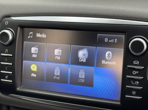 Toyota Yaris 1.5 VVT-i Icon Tech Euro 6 5dr 16