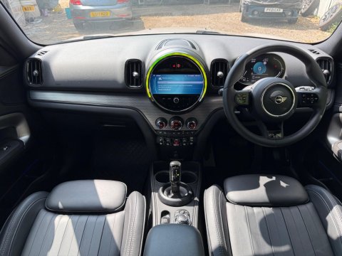 Mini Countryman COOPER EXCLUSIVE 25