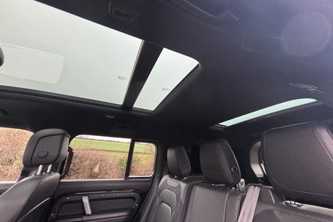 Land Rover Defender 130 D300 Outbound 5dr 15