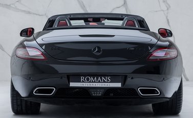 Mercedes-Benz SLS AMG ROADSTER 11