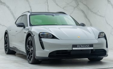 Porsche Taycan 4S CROSS TURISMO 6