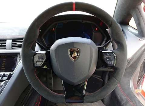 Lamborghini Aventador SV 20