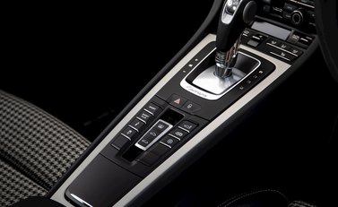 Porsche 911 (991) 50th Anniversary Edition 19