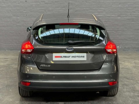 Ford Focus 1.6 Focus Zetec Auto 5dr 14