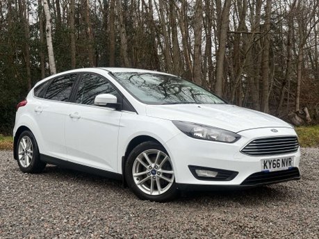 Ford Focus 1.0 Focus Zetec 5dr 1