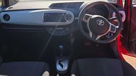 Toyota Yaris 1.5 VVT-h Icon Plus Hatchback 5dr Petrol Hybrid CVT Euro 5 (101 ps) 25