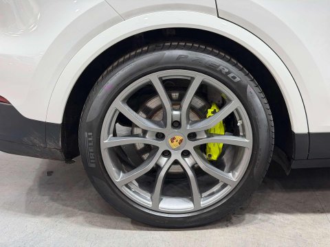 Porsche Cayenne 3.0 V6 E-Hybrid 14.1kWh SUV 5dr Petrol Plug-in Hybrid TiptronicS 4WD Euro 6 68