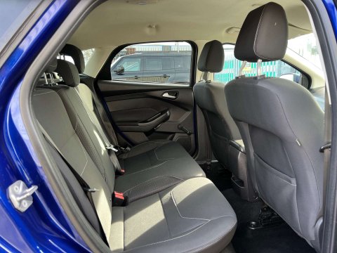 Ford Focus 1.6 Focus Zetec TDCI 5dr 21