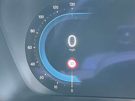 Volvo XC40 2.0 XC40 + B4 MHEV Auto 5dr 74