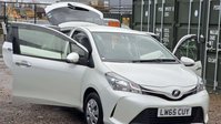 Toyota Yaris 1.33 Dual VVT-i Design Hatchback 5dr Petrol Multidrive S Euro 6 (99 ps) 5