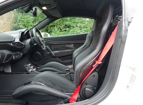 Ferrari 458 Speciale 8