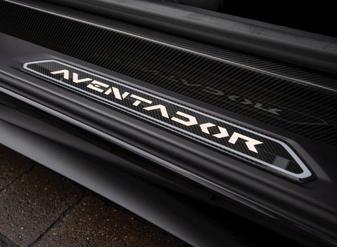 Lamborghini Aventador S LP740-4 21