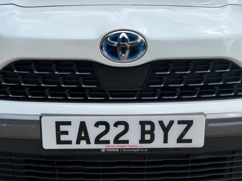 Toyota Yaris Cross 1.5 VVT-h Premiere Edition E-CVT Euro 6 (s/s) 5dr 41