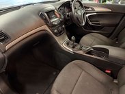 Vauxhall Insignia 2.0 CDTi ecoFLEX Design Euro 5 (s/s) 5dr 9