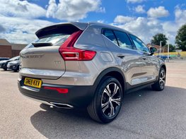 Volvo XC40 2.0 XC40 Inscription Pro T4 Auto 5dr 75