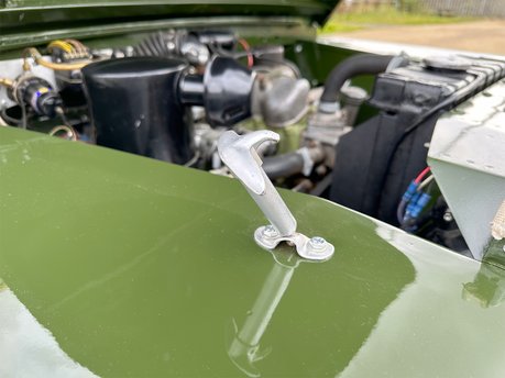 Land Rover Series 1 SWB Convertible 35