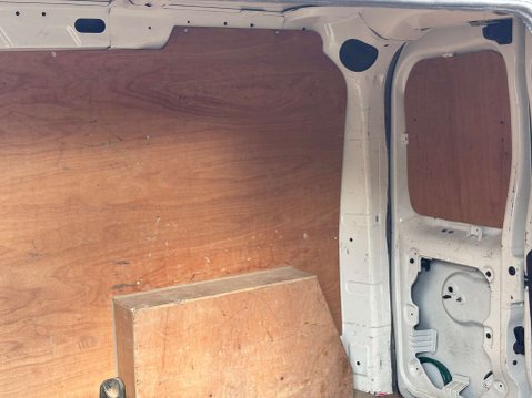 Vauxhall Combo 1.2 Combo 2000 L1H1 CDTi Sportive 9