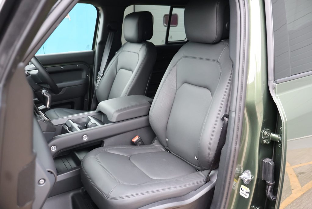 Land Rover Defender 110 BRAND NEW HARD TOP X-DYNAMIC HSE 350 WITH A GENUINE REAR SEAT CONVERSION  18