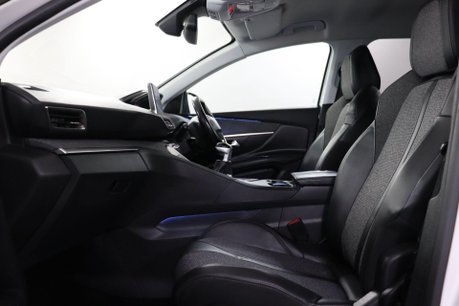 Peugeot 3008 S/S ALLURE 43