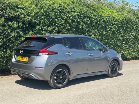 Nissan LEAF N-Connecta Hatchback 5dr Electric Auto (150 ps) 31