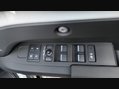 Land Rover Defender X-DYNAMIC SE 23