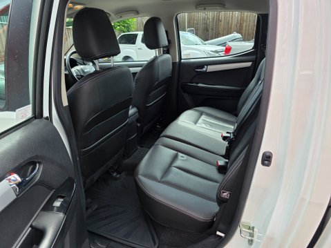 Isuzu D-Max UTAH DCB AUTO 16