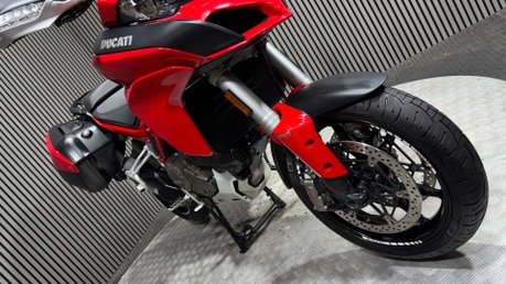Ducati Multistrada 1200 1200 S Adventure Bike 2015 only 7K full Ducati history 48