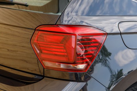 Volkswagen Polo SE TSI 9