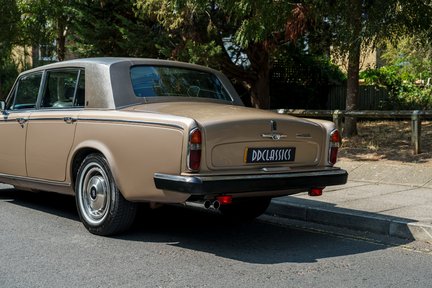 Rolls-Royce Silver Wraith 16